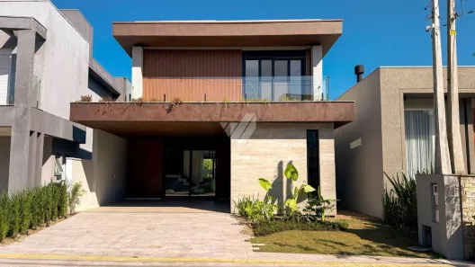 Casa de Condomínio com 4 Quartos à venda, 227m² no Centro, Gravataí