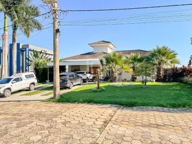 Casa de Condomínio com 4 Quartos à venda, 250m² no Vivendas do Lago, Sorocaba