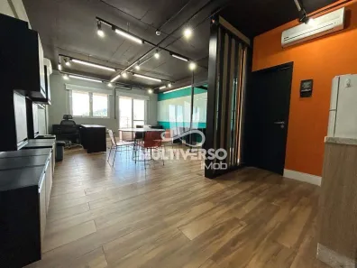 Sala Comercial à venda, 49m² no Vila Mathias, Santos