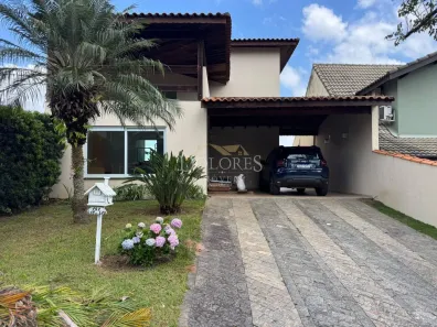 Casa de Condomínio com 4 Quartos para alugar, 250m² no Parque Residencial Itapeti, Mogi das Cruzes