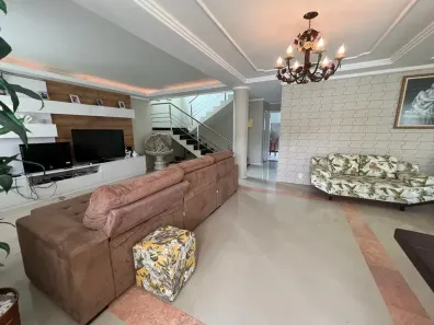 Casa de Condomínio com 4 Quartos à venda, 330m² no Recreio dos Bandeirantes, Rio de Janeiro