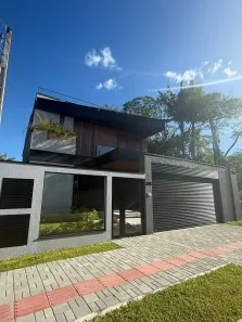 Casa com 4 Quartos à venda, 290m² no Praia do Estaleiro, Balneário Camboriú