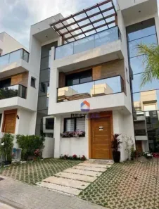 Casa de Condomínio com 4 Quartos à venda, 146m² no Parque Rincão, Cotia