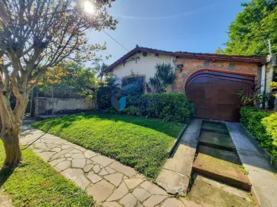 Casa com 3 Quartos à venda, 180m² no Ipanema, Porto Alegre