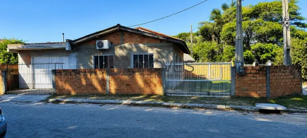 Casa com 3 Quartos à venda, 93m² no Guaiuba, Imbituba