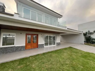 Casa de Condomínio com 3 Quartos à venda, 237m² no Country, Santa Cruz do Sul