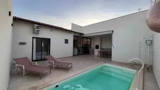 Casa com 3 Quartos à venda, 150m² no Jardim Europa, Uberlândia