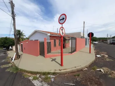 Casa com 2 Quartos à venda, 69m² no Jardim Santa Lúcia, Araraquara