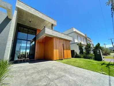 Casa de Condomínio com 3 Quartos à venda, 150m² no , Xangri-lá