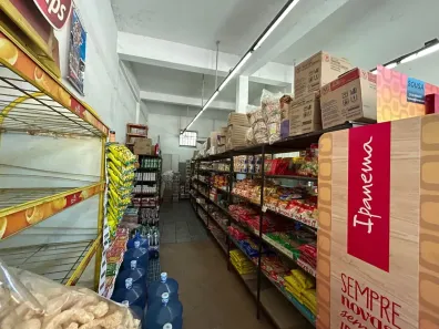 Prédio Comercial à venda, 200m² no Três Barras, Contagem