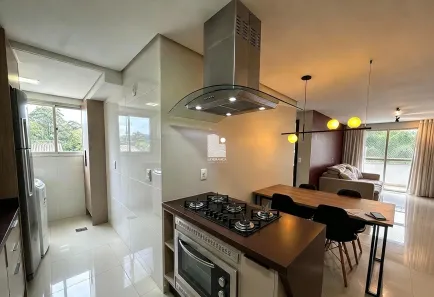 Apartamento com 2 Quartos para alugar, 78m² no Carvoeira, Florianópolis