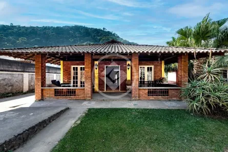 Fazenda/Sítio com 6 Quartos à venda, 2500m² no Córrego das Pedras, Teresópolis