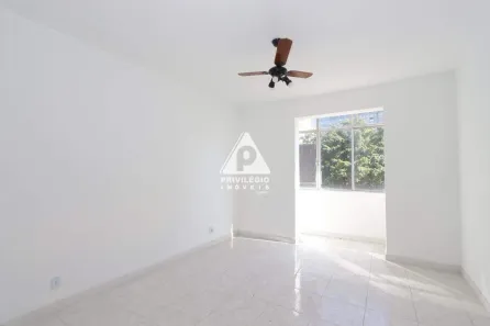 Kitnet com 1 Quarto à venda, 38m² no Centro, Rio de Janeiro