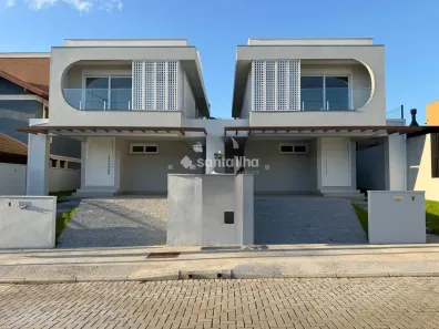 Sobrado com 3 Quartos à venda, 180m² no Rio Tavares, Florianópolis