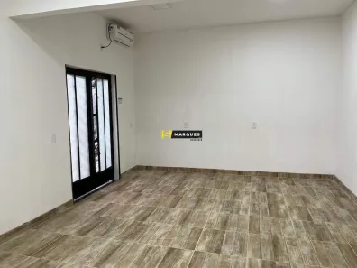 Sala Comercial para alugar, 26m² no Anita Garibaldi, Joinville