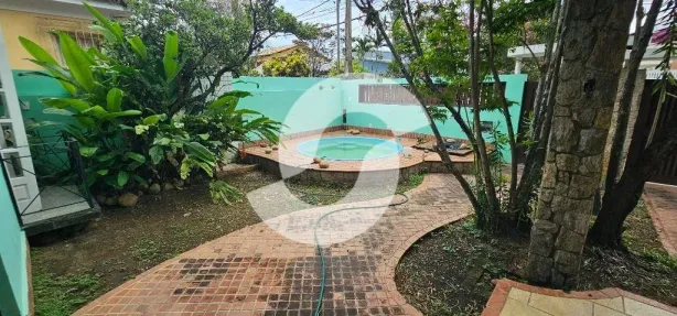 Casa com 4 Quartos à venda, 330m² no São Francisco, Niterói