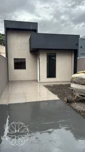 Casa com 2 Quartos à venda, 77m² no Conjunto Habitacional Requião, Maringá