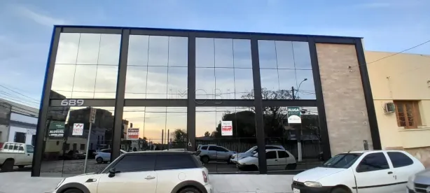 Imóvel Comercial para alugar, 300m² no Centro, Bagé