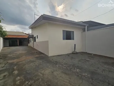 Casa com 3 Quartos à venda, 127m² no Jardim São Vito, Americana
