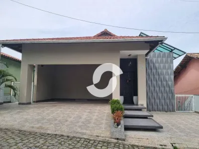 Casa com 3 Quartos à venda, 427m² no Sapê, Niterói