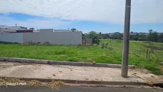 Lote/Terreno à venda, 366m² no Jardim Florença, Marília