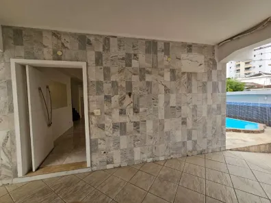 Sobrado com 4 Quartos para alugar, 230m² no Ponta da Praia, Santos
