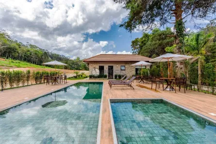Lote/Terreno à venda, 566m² no Quebra Frascos, Teresópolis