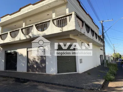 Apartamento com 5 Quartos à venda, 350m² no Segismundo Pereira, Uberlândia