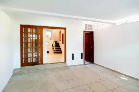 Sobrado com 2 Quartos para venda ou aluguel, 135m² no Chácara Santo Antônio (Zona Sul), São Paulo