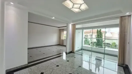 Casa com 4 Quartos para alugar, 268m² no Carandiru, São Paulo