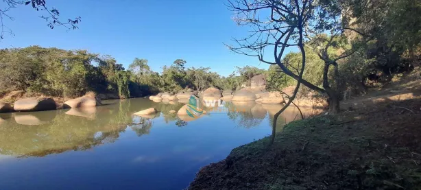 Fazenda/Sítio à venda, 63m² no Jardim Serra das Estâncias, Amparo