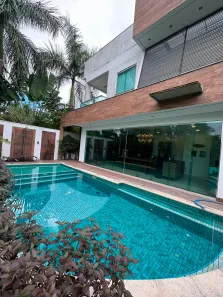 Casa de Condomínio com 4 Quartos à venda, 340m² no Chapada, Manaus