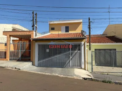 Sobrado com 3 Quartos à venda, 169m² no Jardim Taiti, São Carlos