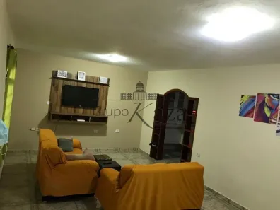 Sobrado com 2 Quartos à venda, 209m² no Jardim Albuquerque, Santa Branca