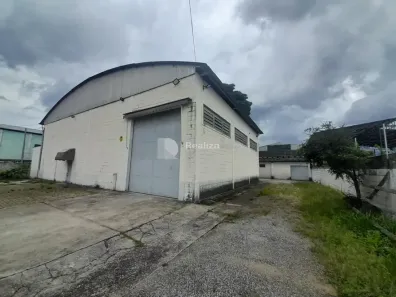 Galpão/Depósito/Armazém para alugar, 600m² no Chácaras Reunidas, São José dos Campos