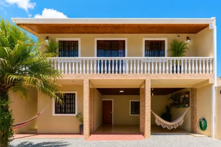 Sobrado com 4 Quartos à venda, 191m² no Santa Felicidade, Curitiba