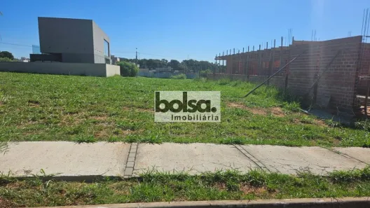 Lote/Terreno à venda, 300m² no Vila Santa Maria, Piratininga