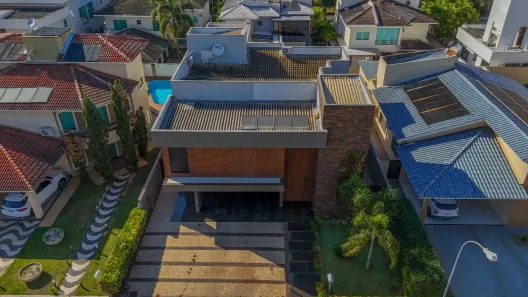 Sobrado com 4 Quartos à venda, 333m² no Residencial Granville, Goiânia