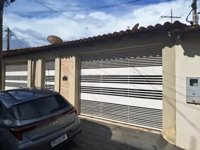 Casa com 3 Quartos à venda, 200m² no Parque Cuiabá, Cuiabá