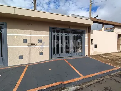Casa com 3 Quartos para alugar, 140m² no Residencial Itamarati, São Carlos
