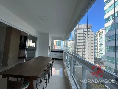 Apartamento com 3 Quartos para alugar, 135m² no Meia Praia, Itapema
