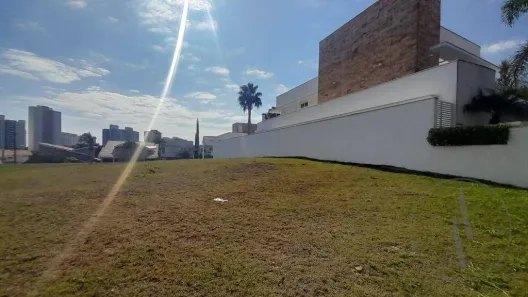 Lote/Terreno à venda, 450m² no Parque Campolim, Sorocaba