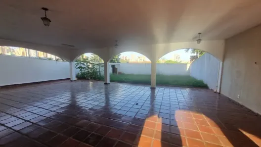 Imóvel Comercial com 1 Quarto para alugar, 285m² no Quebec, Londrina