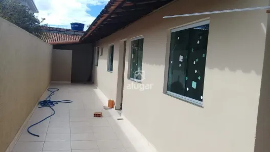 Casa com 4 Quartos à venda, 100m² no Sagrada Família, Montes Claros