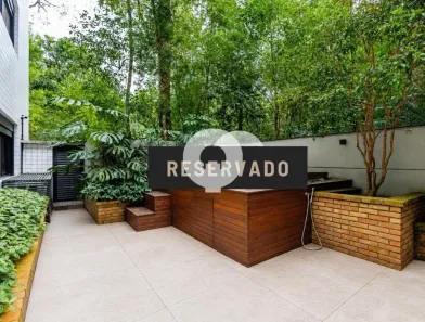 Apartamento com 4 Quartos à venda, 206m² no São Lourenço, Curitiba