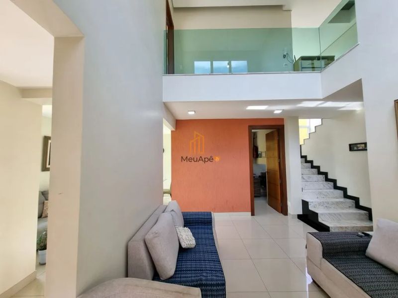 Casa com 4 quartos — Santo André, Belo Horizonte