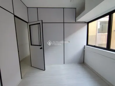 Sala Comercial à venda, 31m² no Rio Branco, Porto Alegre
