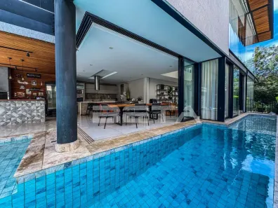 Casa de Condomínio com 4 Quartos à venda, 388m² no Jardins Valência, Goiânia