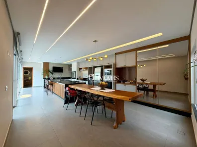 Casa com 5 Quartos à venda, 280m² no Parque Residencial Alcântara, Londrina