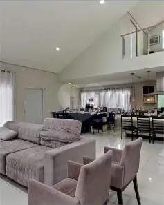 Sobrado com 4 Quartos à venda, 258m² no Interlagos, São Paulo